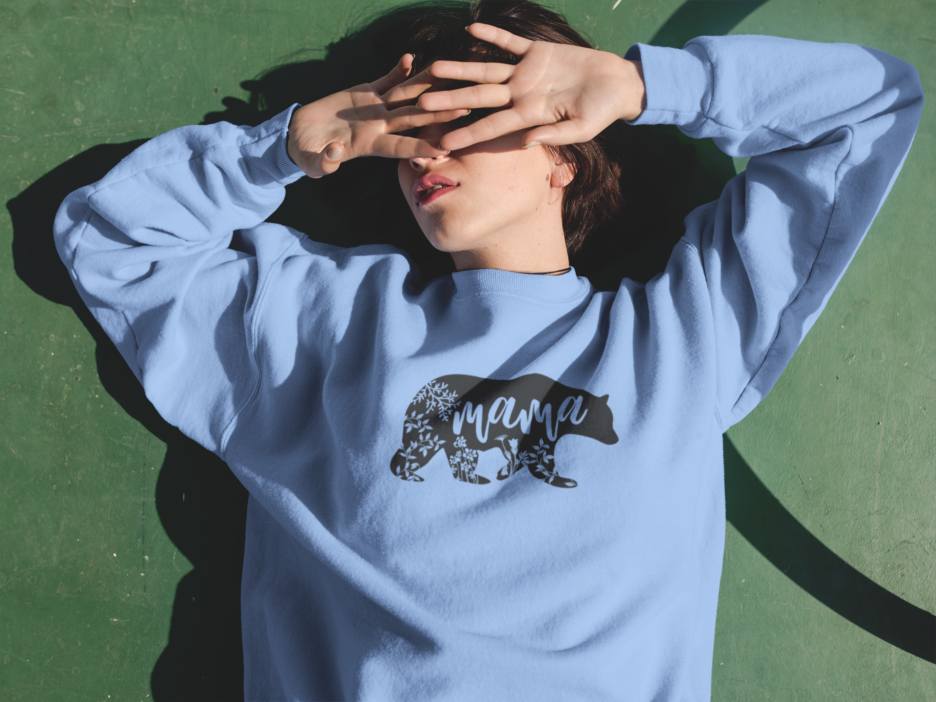 MAMA BEAR CREWNECK SWEATSHIRT